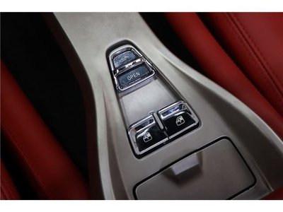 صورة مصغرة 29 لـ 2010 Ferrari CALIFORNIA