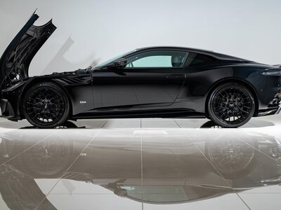 ASTON MARTIN DBS SUPERLEGGERA - 3