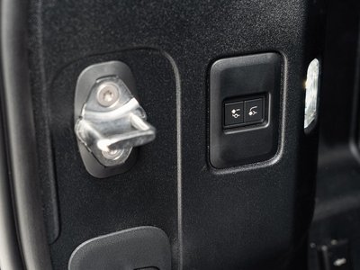 صورة مصغرة 97 لـ 2025 LAND Rover DEFENDER