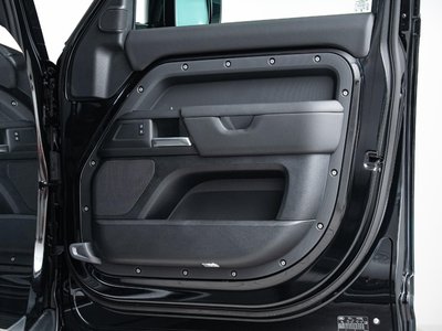 صورة مصغرة 12 لـ 2025 LAND Rover DEFENDER