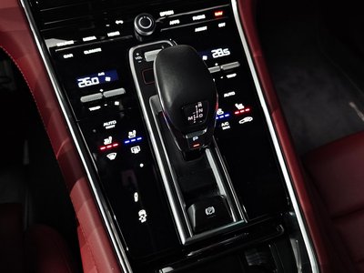 PORSCHE PANAMERA - 9