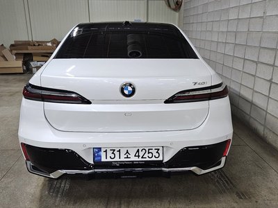 BMW 7 SERIES - 3
