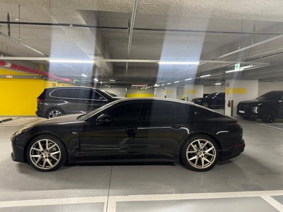 PORSCHE PANAMERA - 5