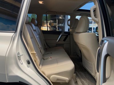 TOYOTA LAND CRUISER PRADO - 9