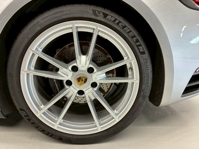 2020 Porsche 911 — миниатюра 19