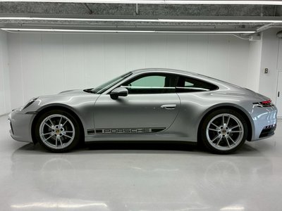 2020 Porsche 911 — миниатюра 17
