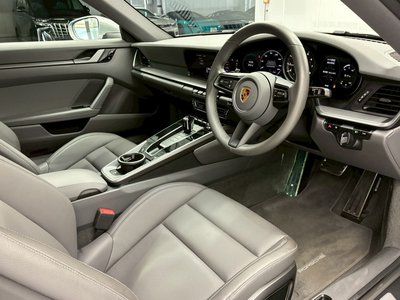 2020 Porsche 911 photo 2