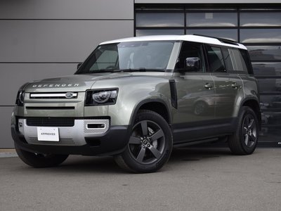 LAND ROVER DEFENDER - 4