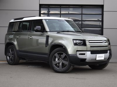 LAND ROVER DEFENDER - 9