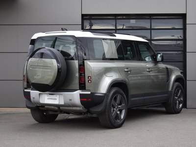 LAND ROVER DEFENDER - 7