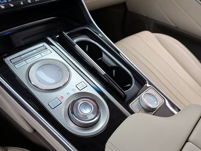 GENESIS GV80 - 9