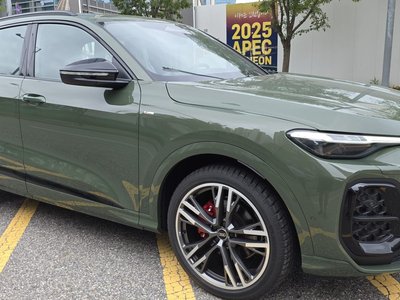2025 AUDI Q5 photo 1