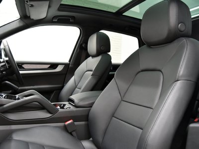 PORSCHE CAYENNE - 9