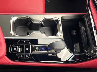 صورة مصغرة 70 لـ 2025 Lexus NX
