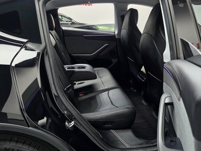 2025 Tesla MODEL Y thumbnail 17