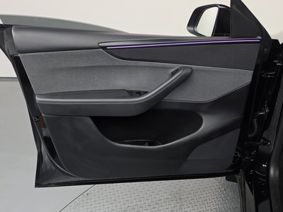 2025 Tesla MODEL Y thumbnail 14