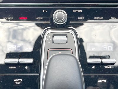 صورة مصغرة 47 لـ 2022 Porsche PANAMERA