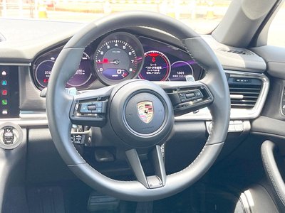 صورة مصغرة 12 لـ 2022 Porsche PANAMERA
