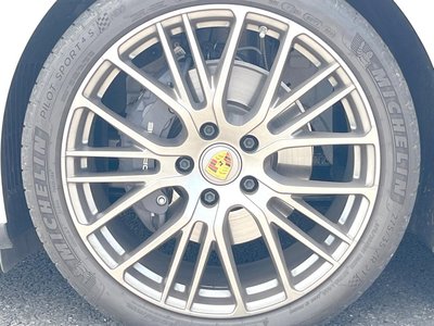 صورة مصغرة 60 لـ 2022 Porsche PANAMERA