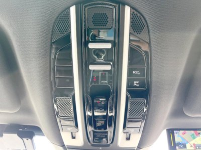 صورة مصغرة 42 لـ 2022 Porsche PANAMERA