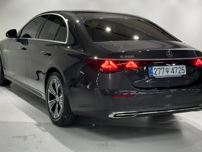 MERCEDES-BENZ E-CLASS - 3