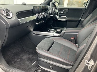MERCEDES-BENZ GLB - 10