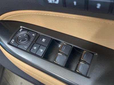 صورة مصغرة 32 لـ 2024 Lexus NX