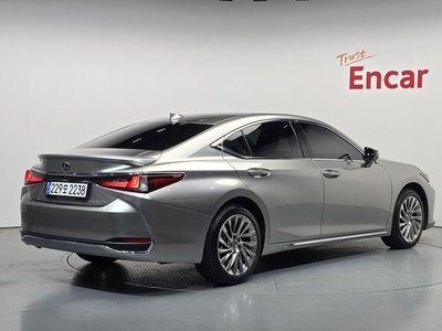 LEXUS ES - 4