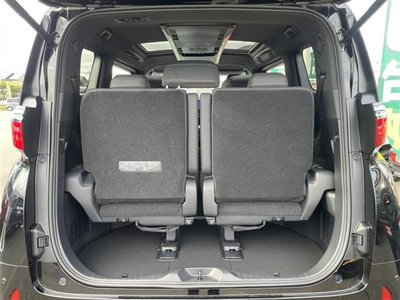 2026 Toyota ALPHARD — фото 22