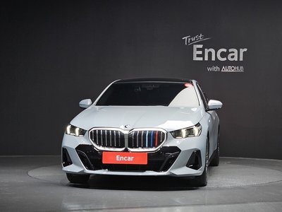 BMW 5 SERIES - 2