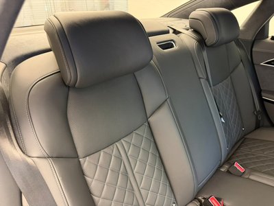 2025 AUDI A8 缩略图 30