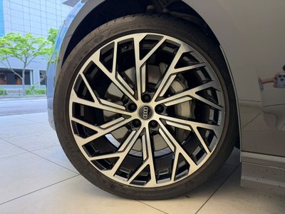 2025 AUDI A8 缩略图 42