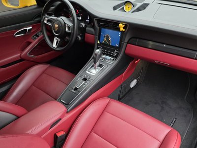 PORSCHE 911 - 8