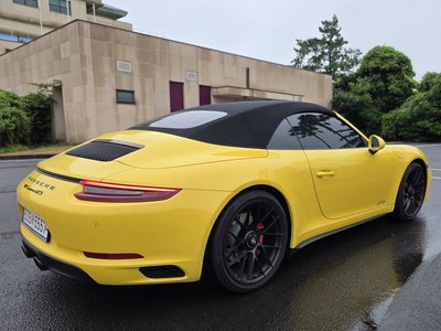 PORSCHE 911 - 4