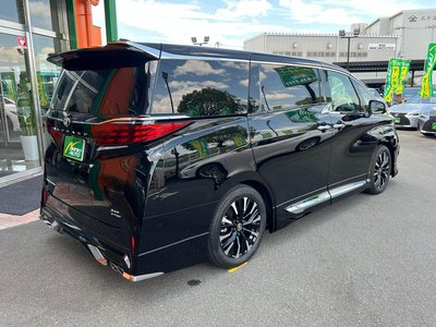 2026 Toyota ALPHARD — фото 10