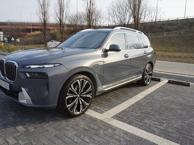 BMW X7 - 1