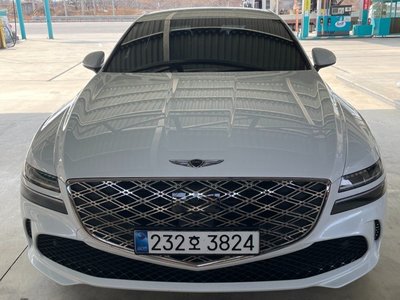 GENESIS G80 (RG3) - 1