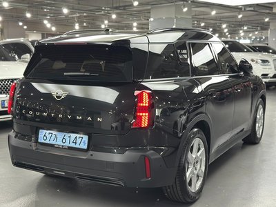 MINI COUNTRYMAN - 4