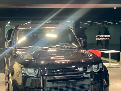 صورة 1 لـ 2025 LAND Rover DEFENDER