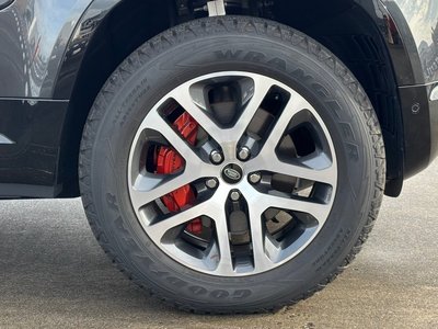 LAND ROVER DEFENDER 110 X 3.0L D300 - 8