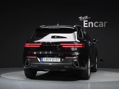 صورة 3 لـ 2021 Genesis GV70