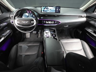صورة 5 لـ 2021 Genesis GV70