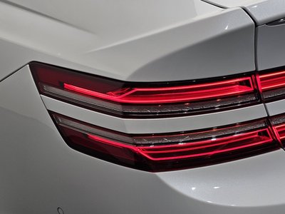 GENESIS G80 (RG3) - 10