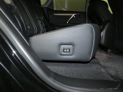 صورة مصغرة 12 لـ 2022 Lexus RX
