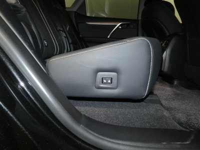 صورة مصغرة 57 لـ 2022 Lexus RX
