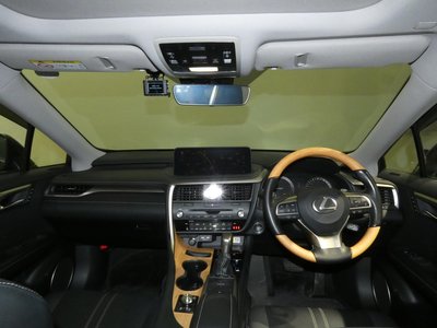 صورة مصغرة 24 لـ 2022 Lexus RX