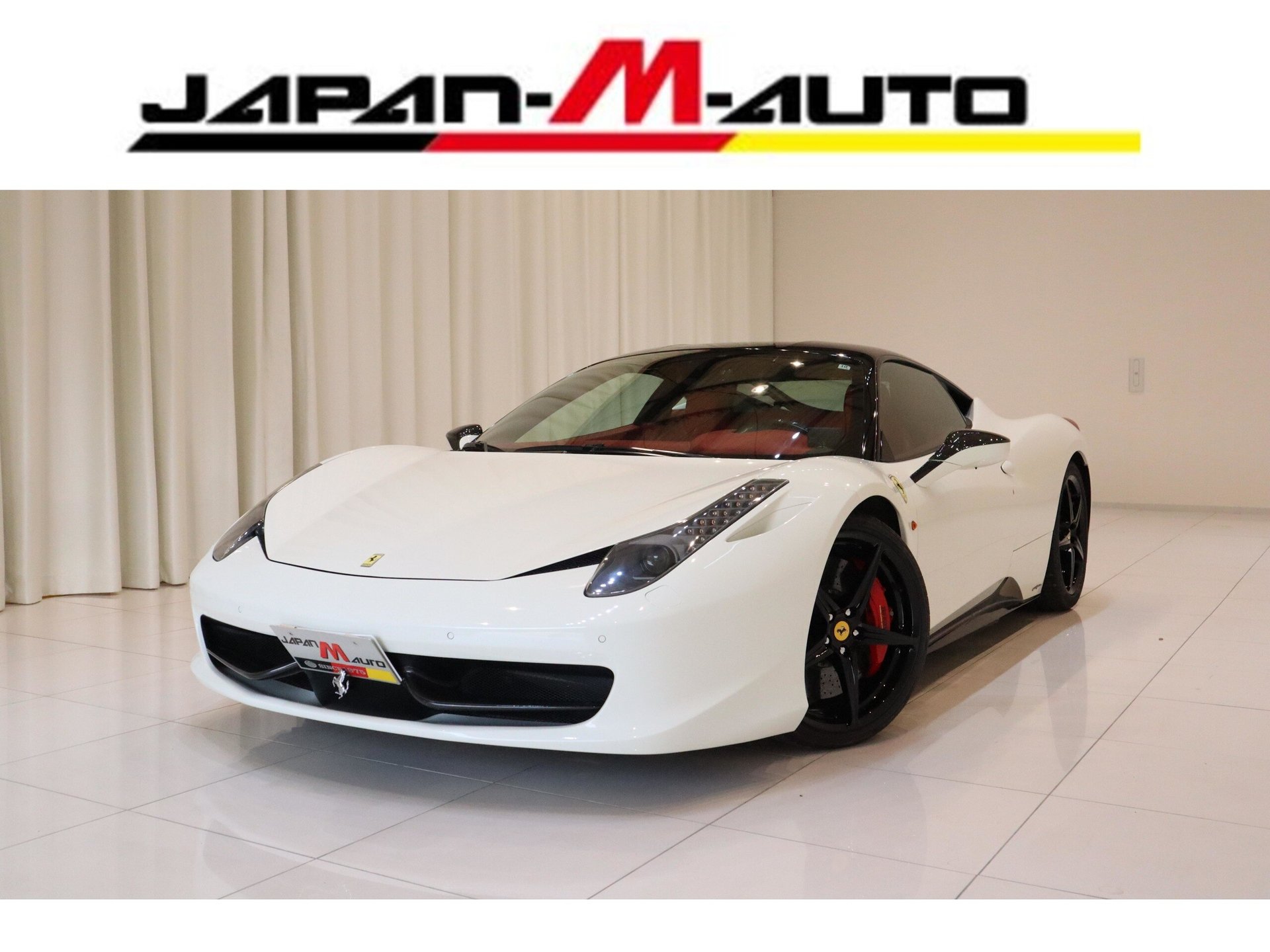 FERRARI 458 ITALIA - View 1