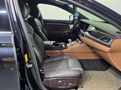 2020 Genesis G90 — миниатюра 17