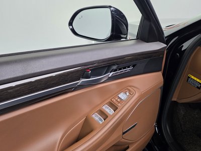 2020 Genesis G90 — миниатюра 39