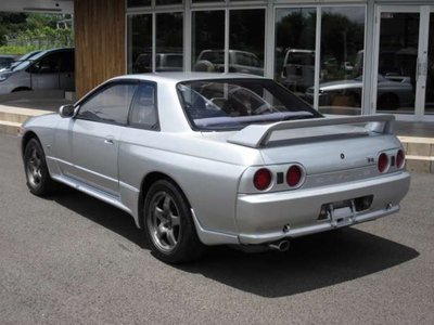 NISSAN SKYLINE GT-R - 4